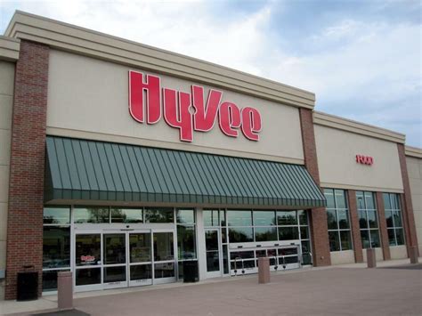 Hyvee fairmont mn - Hy-vee Pharmacy (1183) is a Community/Retail Pharmacy in Fairmont, Minnesota. Find address location and contact information for this drugstore. Toggle navigation ... Address: 800 Medical Center Dr, , Fairmont, MN, 56031 Phone: 507-238-8168 Fax:-- STERLING DRUG General Pharmacy NPI Number: 1184728271 Address: 322 S …